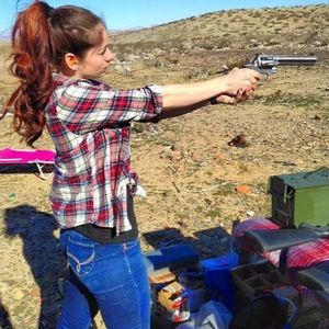 Meet your Posher, Danielle